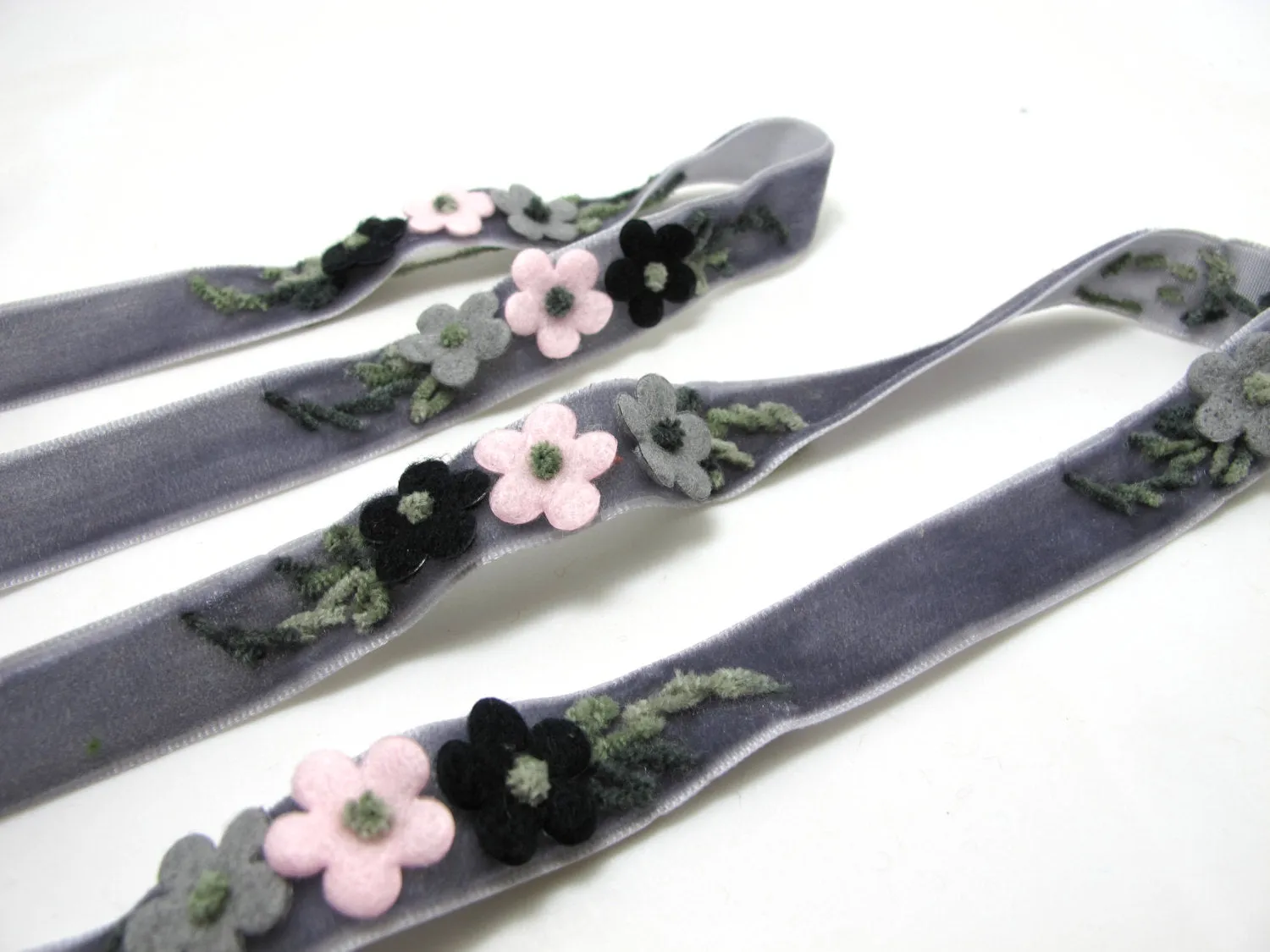 5/8 Inch Felt Flower with Yarn Embroidery on Gray Velvet Ribbon|Sewing|Quilting|Craft Supplies|Hair Accessories|Necklace DIY|Costumes