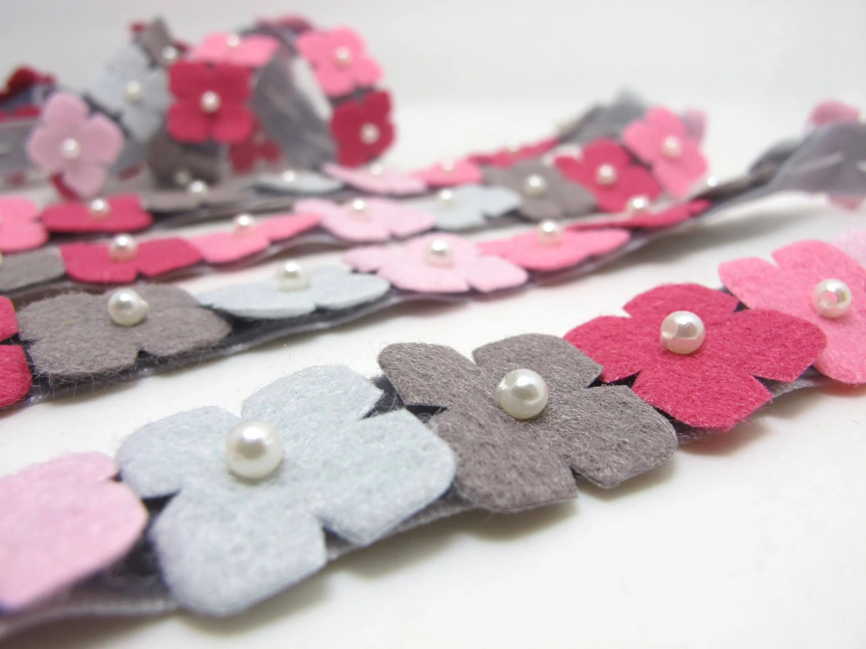 7/8 Inch Gray Felt Flower with Pearl Embroidered on Velvet Ribbon|Sewing|Quilting|Craft Supplies|Hair Accessories|Necklace DIY|Costumes