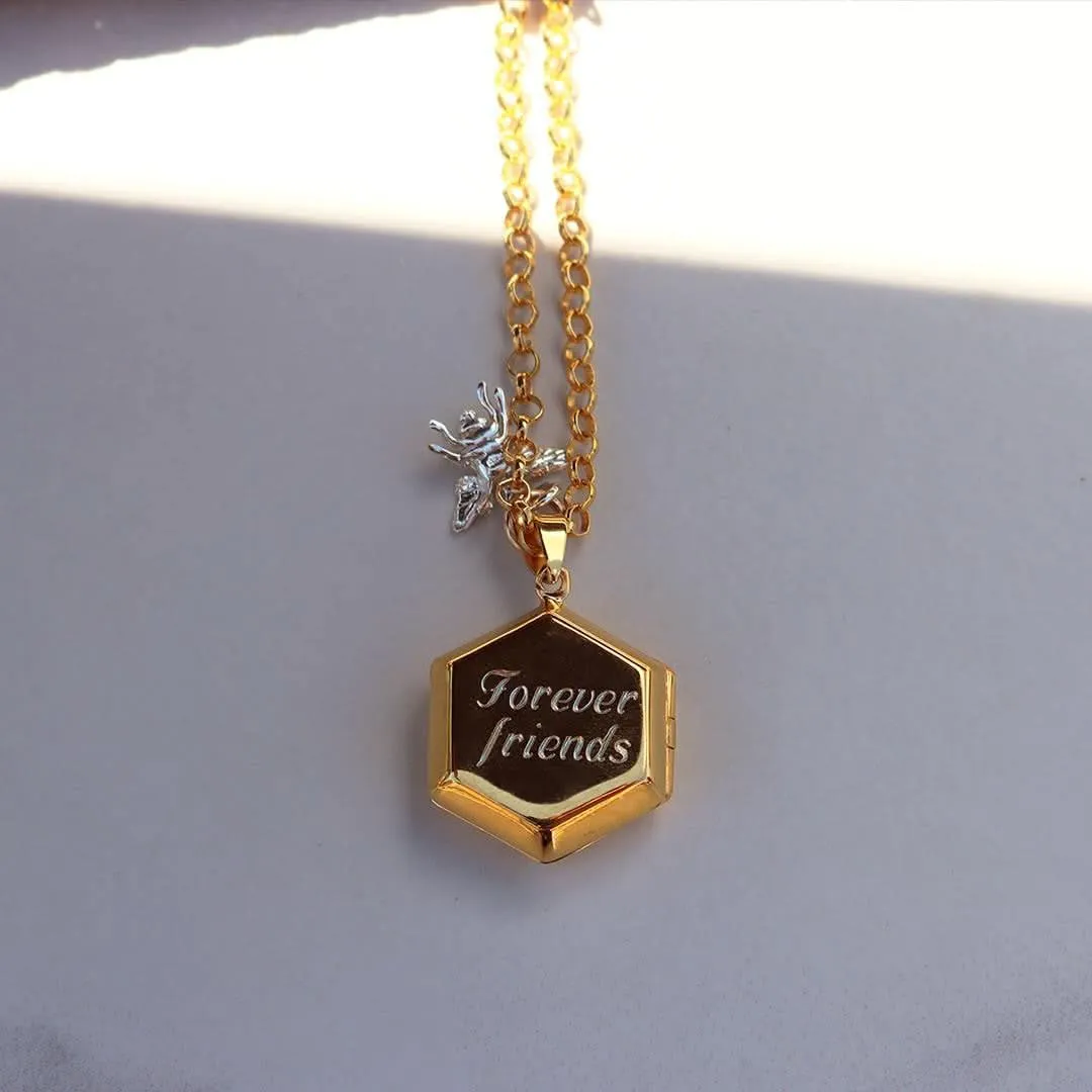 Bee Locket Gold   Photos
