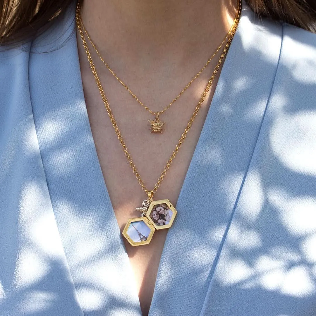 Bee Locket Gold   Photos