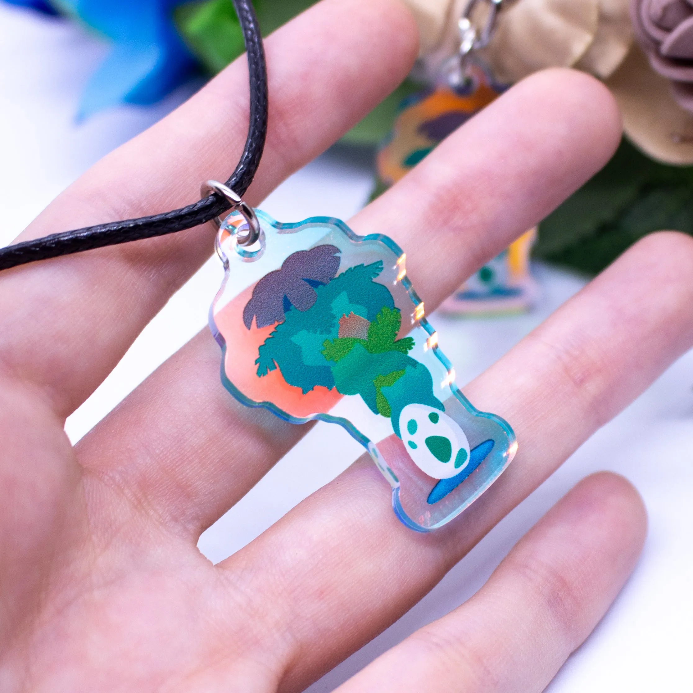 Bulbasaur Ivysaur Venusaur evolution Pokémon rainbow holografic acrylic necklace