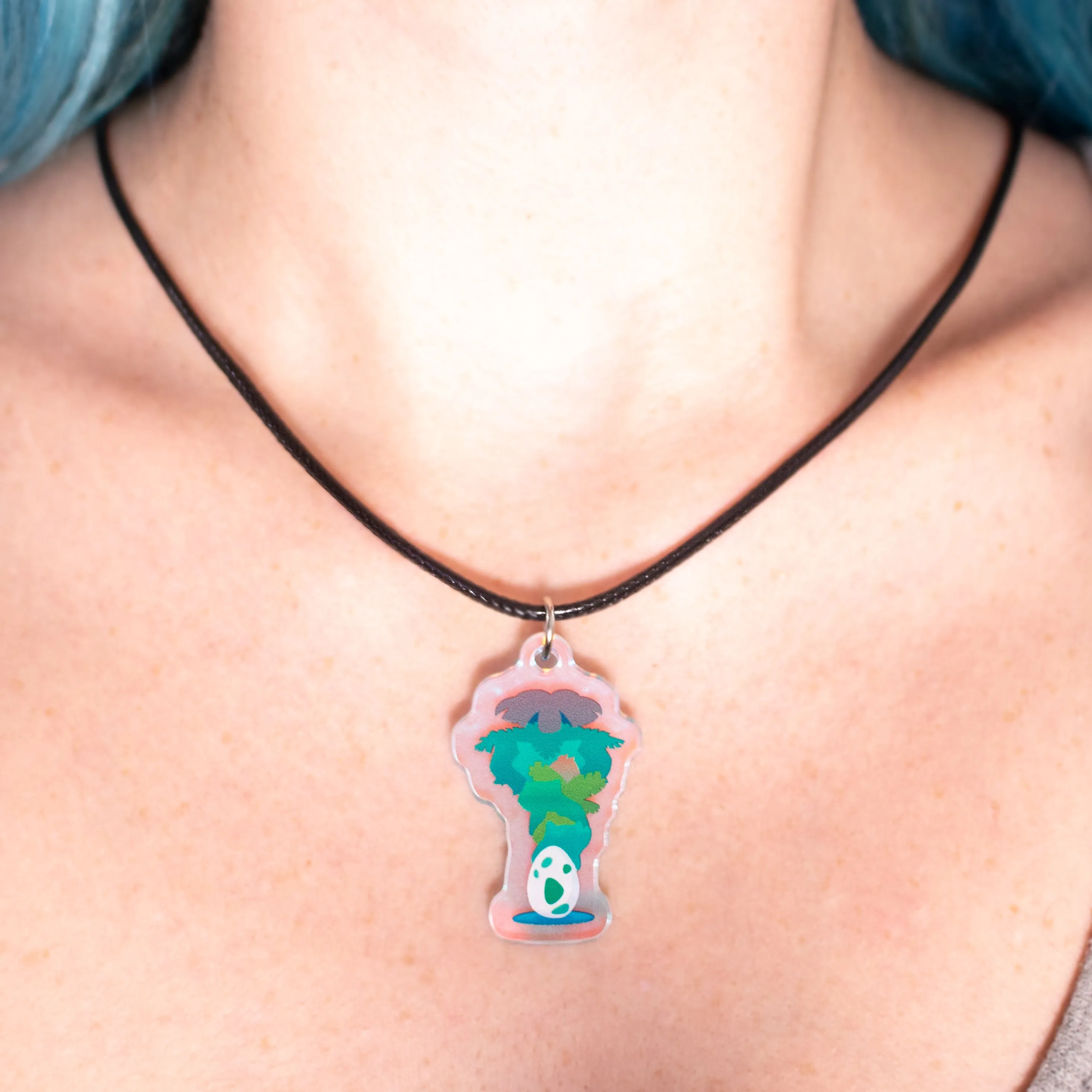 Bulbasaur Ivysaur Venusaur evolution Pokémon rainbow holografic acrylic necklace