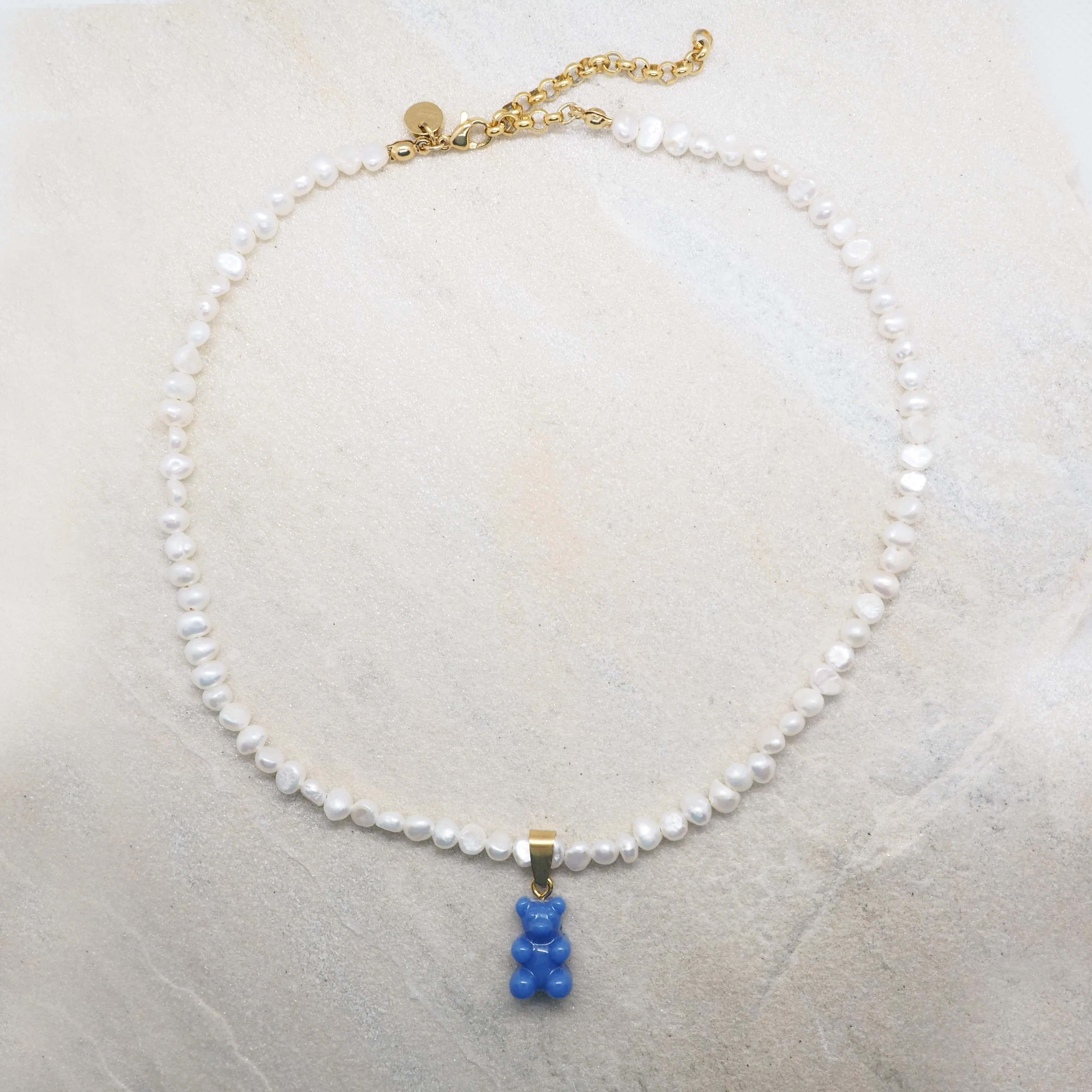 NOSTALGIC BEAR NECKLACE WHITE