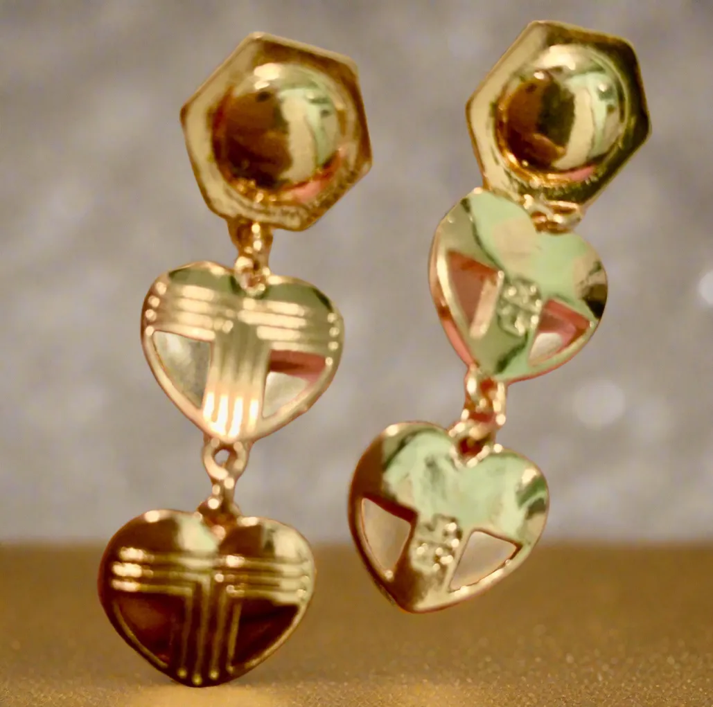 Tory Burch Unique Heart Long Earrings with Kira Logo And Tory Logo in Gold Plated